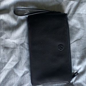 LULULEMON wristlet